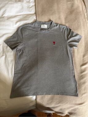 Ami Gray Short Sleeve T-Shirt with Red Heart Logo